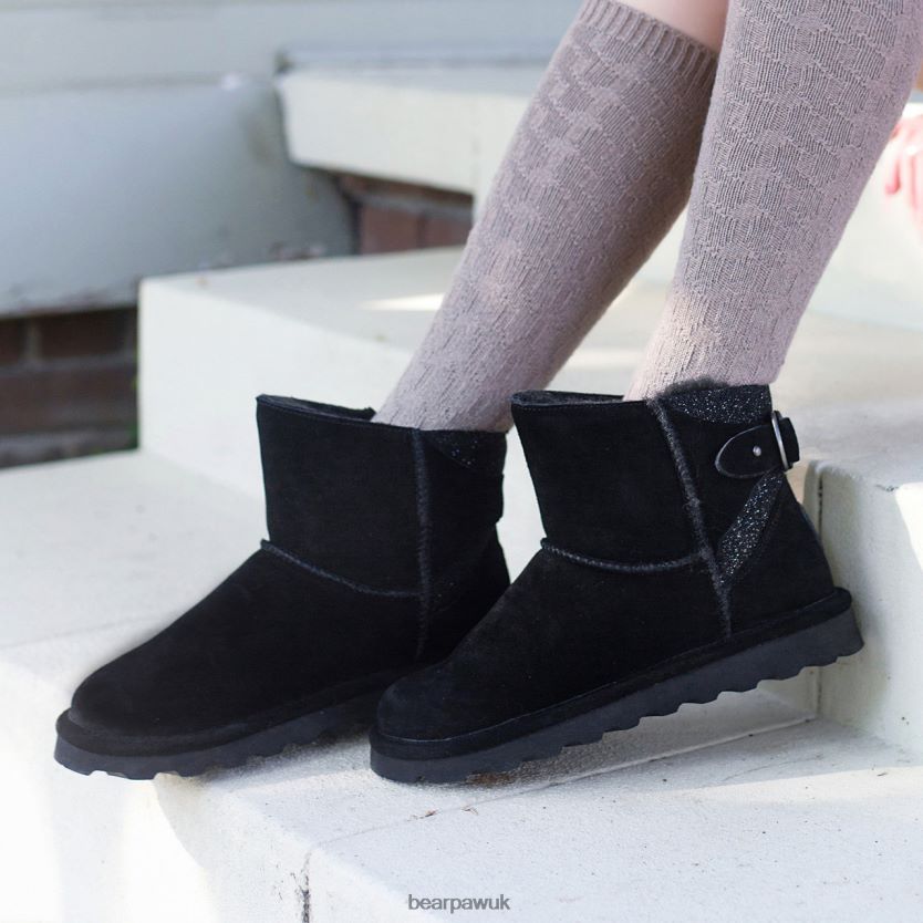 Boots UK BEARPAW Women Betty Black Caviar 44J648