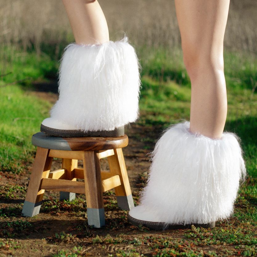 Boots UK BEARPAW Women Boetis White 44J6118