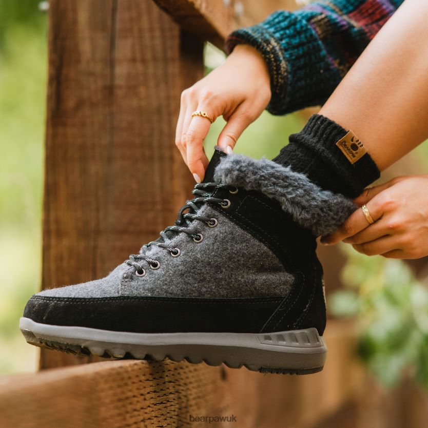 Boots UK BEARPAW Women Cheryl Black/Gray 44J6141