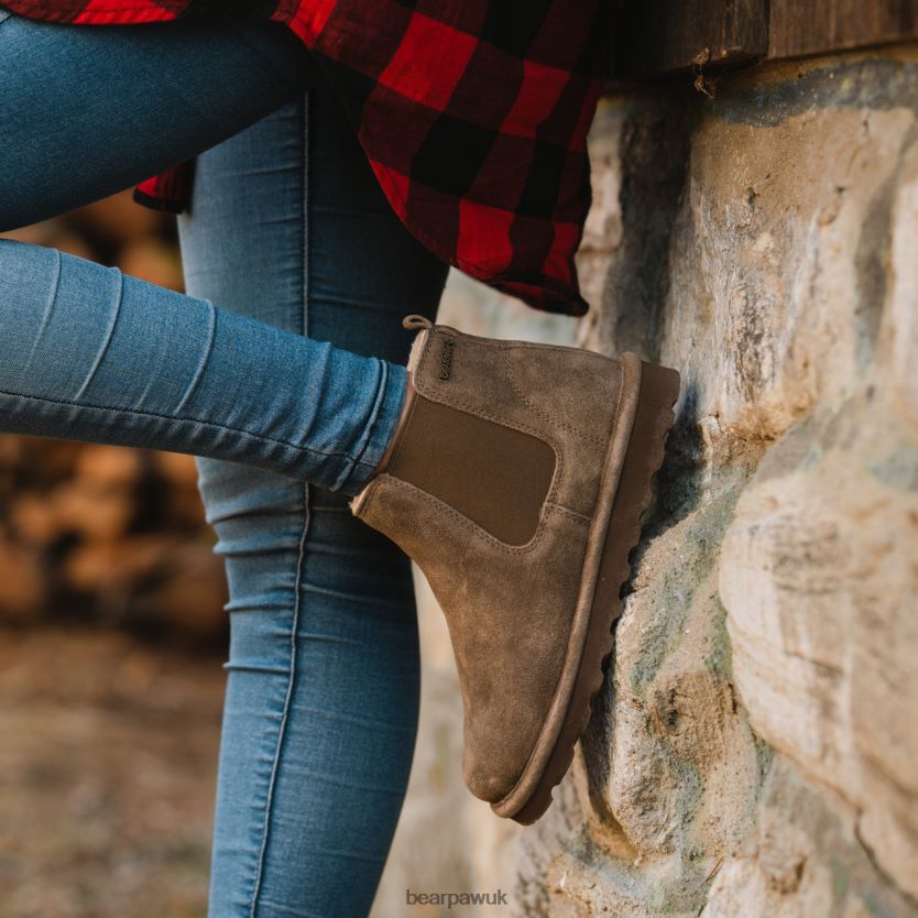 Boots UK BEARPAW Women Drew Seal Brown 44J650