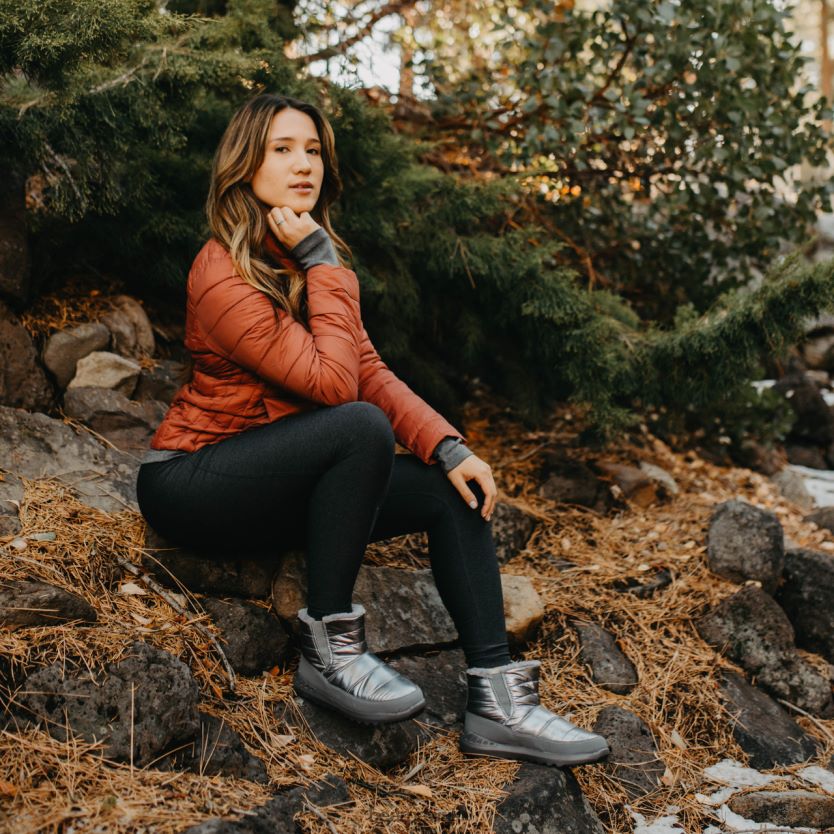 Boots UK BEARPAW Women Puffy Boot Pewter 44J6186