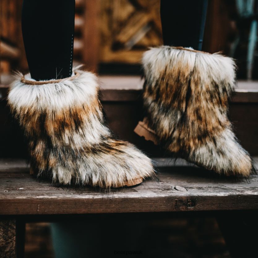 Boots UK BEARPAW Women Sasha Hickory 44J658